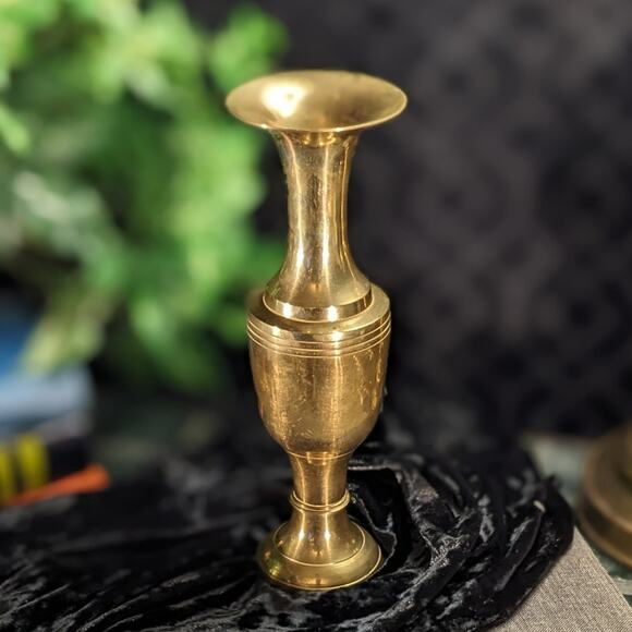 Vintage 10"H Solid Brass Decorative Patina Vase, Handmade in India - Picture 7 of 7